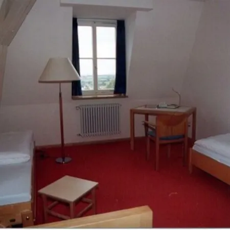 Tagungshaus 3*