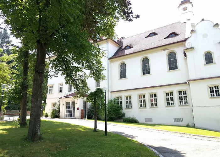 Tagungshaus 3* Reimlingen